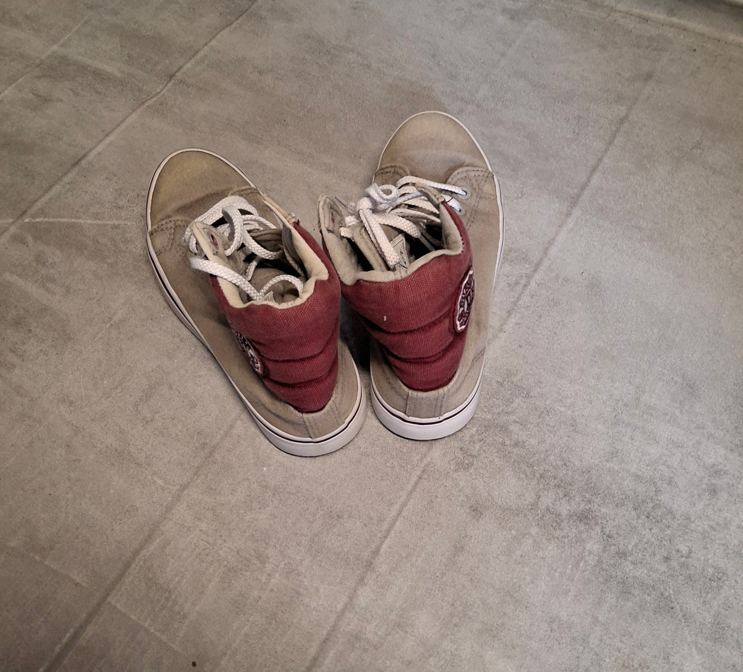 Duffer of St George Burgundy & Grey High-Top Trainers | Unisex | Lace-Up | Size 4