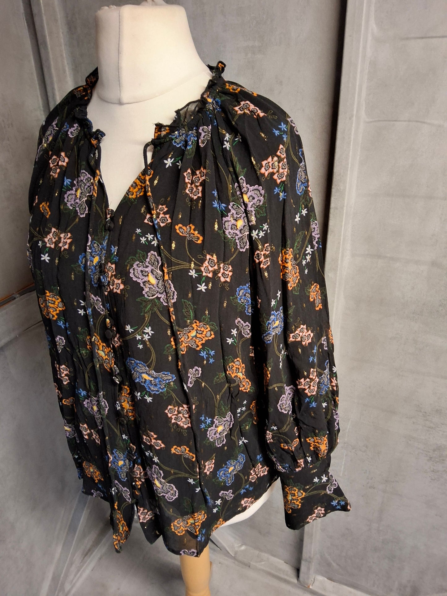 Per Una Black Floral Blouse – Size 14 – Autumn Colours, Glitter & Frill Collar