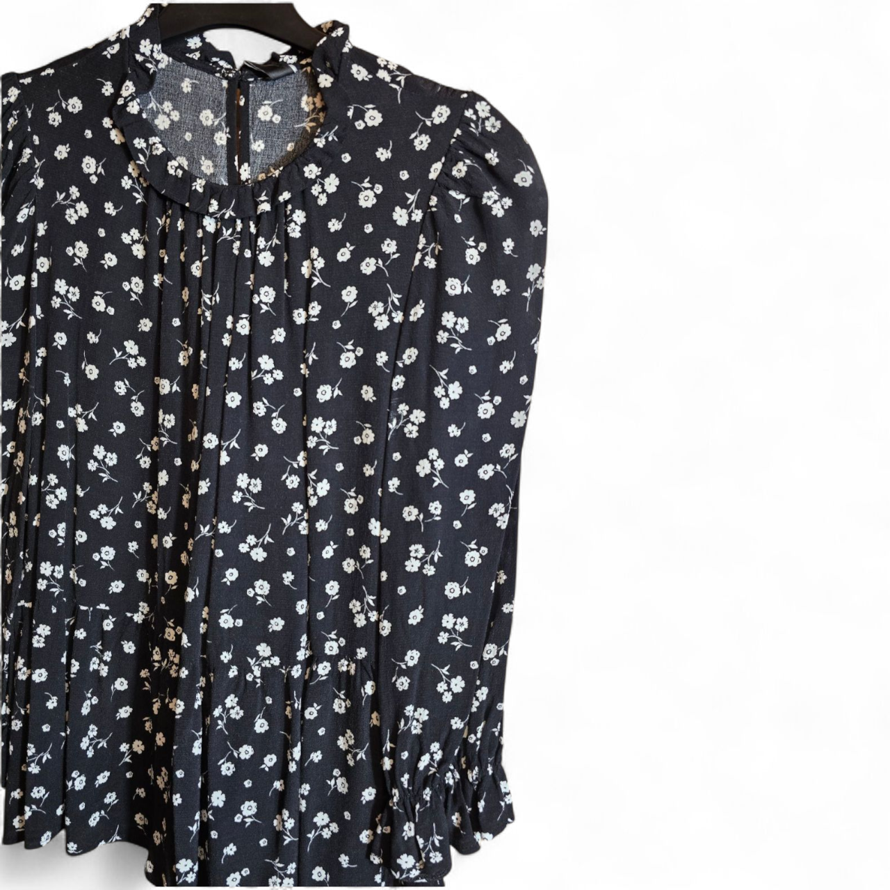 Nobody's Child black white floral long sleeved peplum top size 10