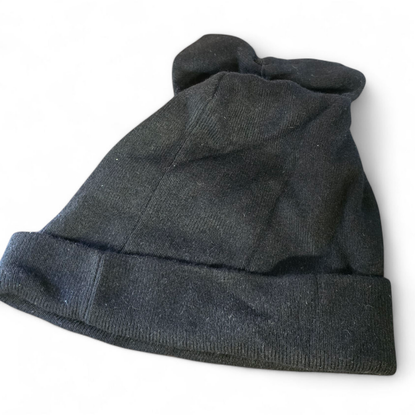 Vicolo Northland Black Beanie Hat with Bow – One Size