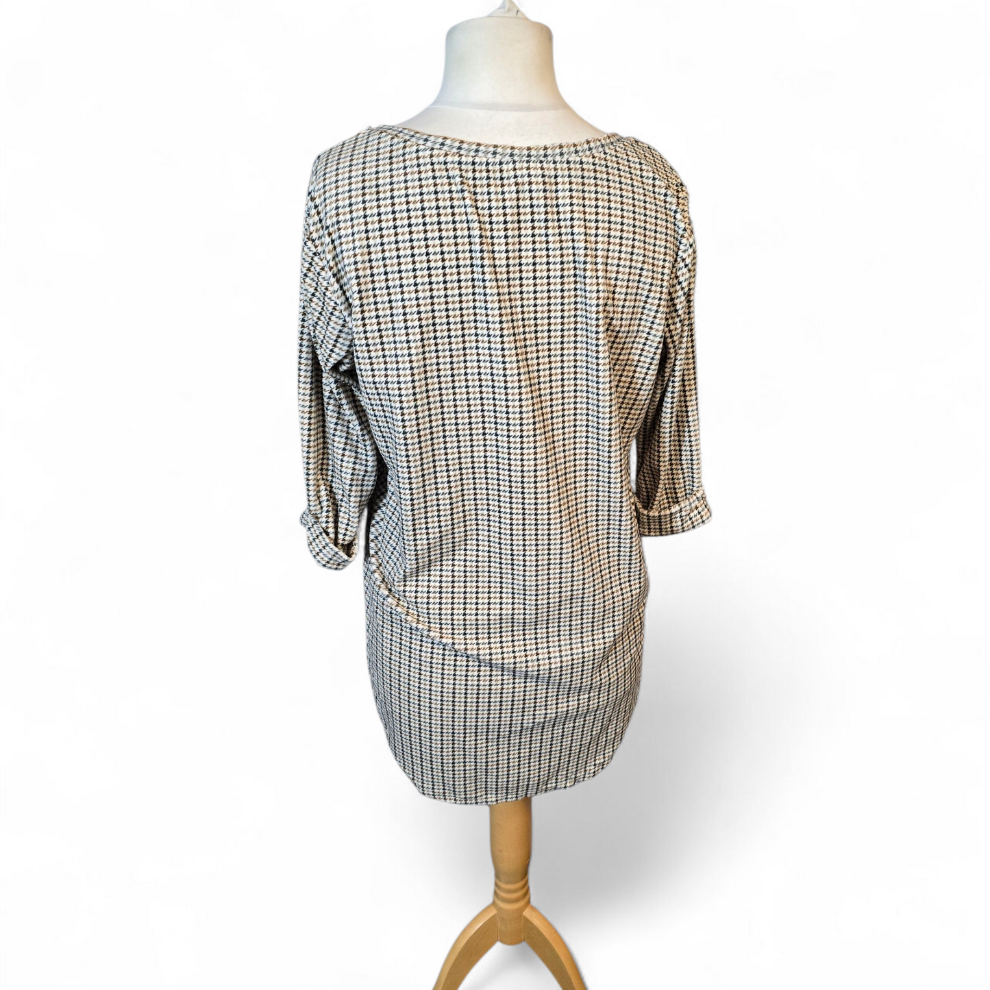 Beloved Beige & Brown 3/4 Sleeve Longline Top – Size L (Fits UK size 12)