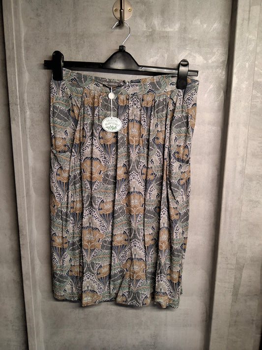 Laura Ashley Green Grey Floral Print Skirt – Size 12 – Viscose Lined