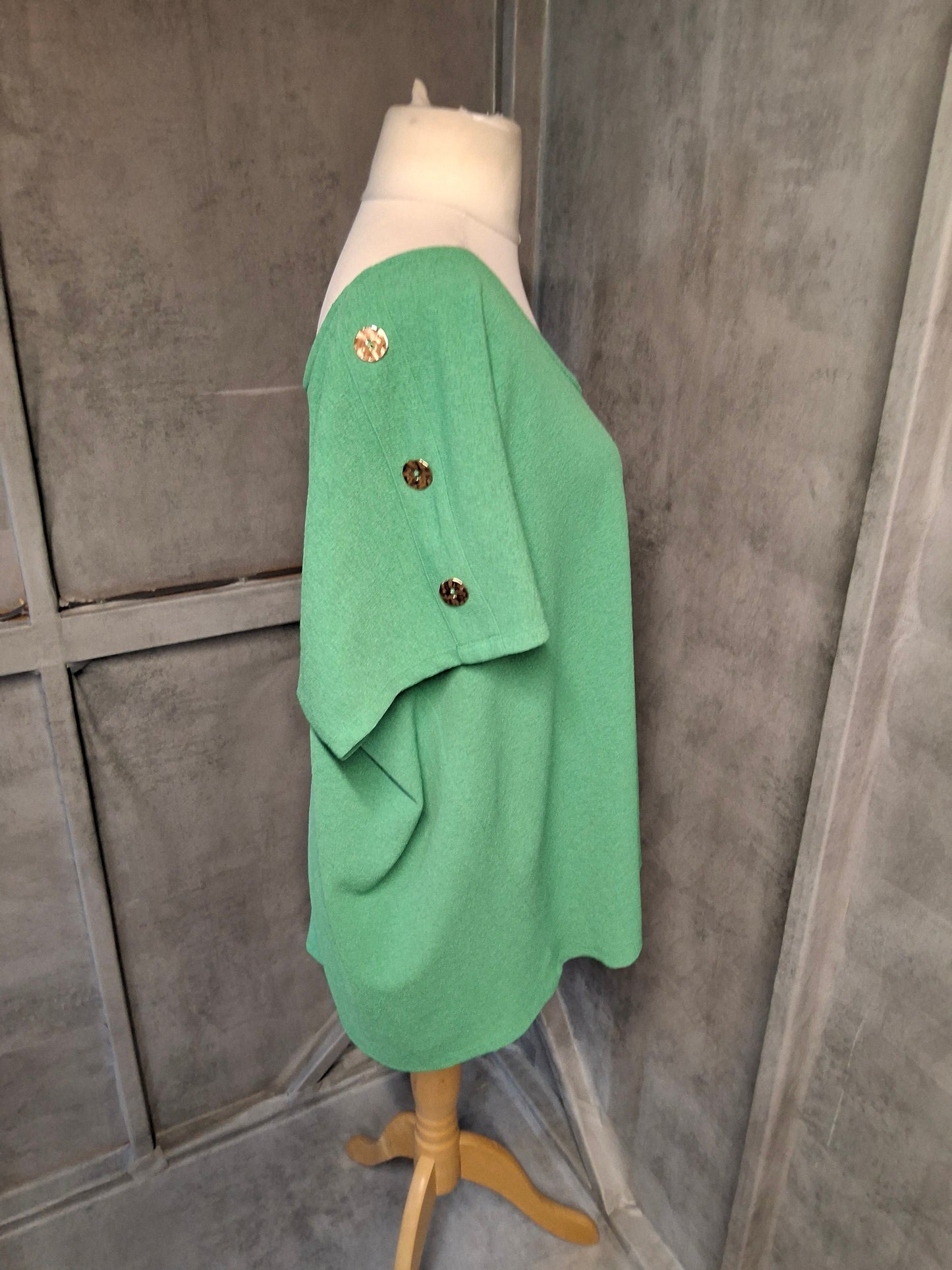 Matalan Relaxed Green Short Sleeve Top – Size 24
