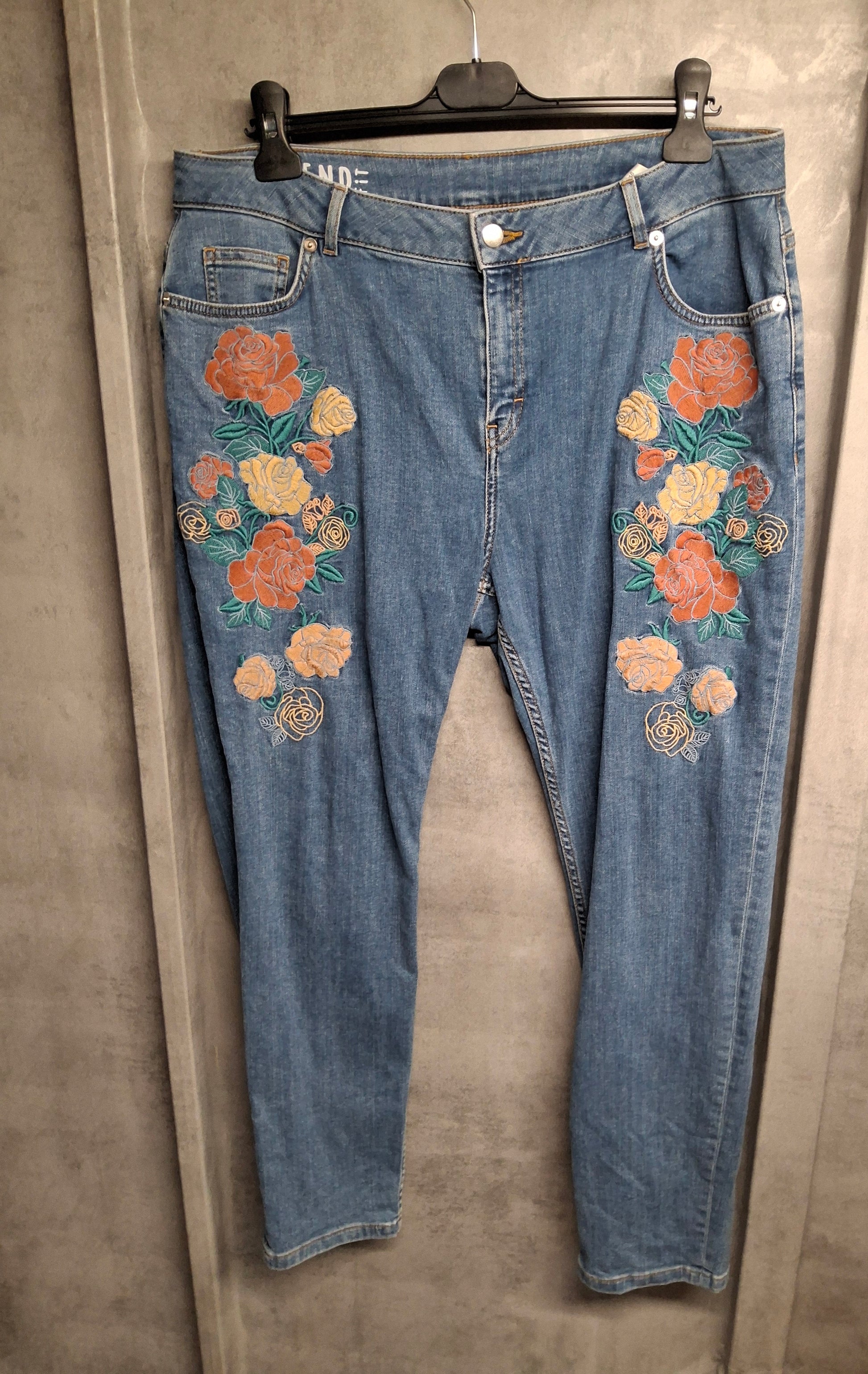 M&S Blue Floral Embroidered Girlfriend Jeans – Size 16