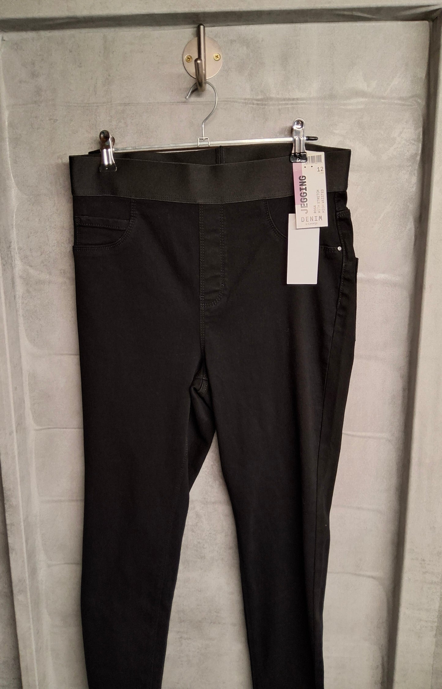 George ‘Rosa’ Black Skinny Jeggings – Size 12 – High Waisted – NWT
