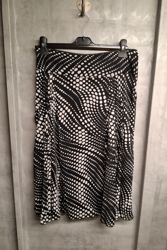 Wallis Black & White Polka Dot Flared Midi Skirt – Size 12

