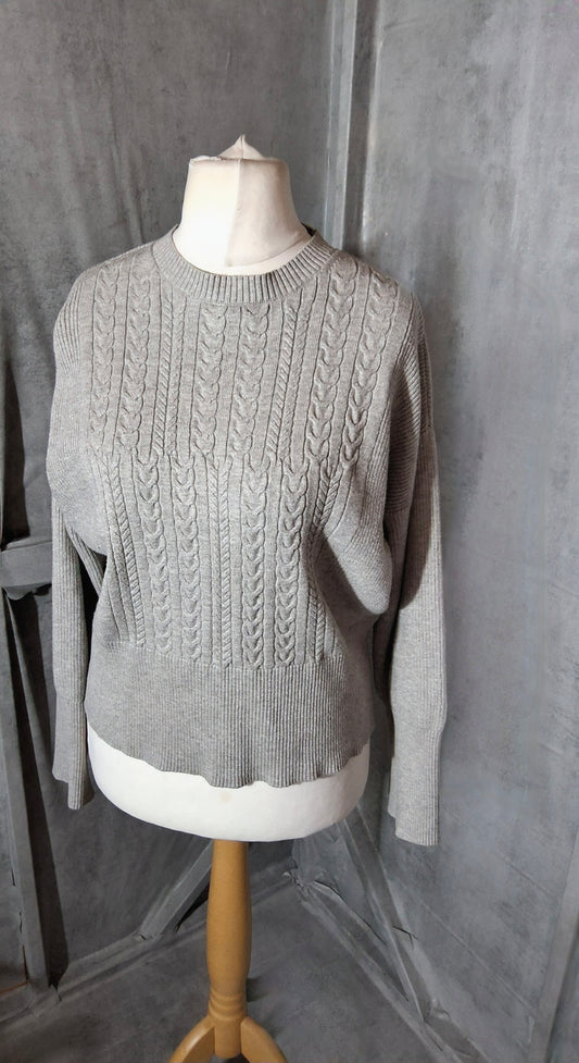 M&S Grey Cable Knit Jumper – Size M (size 10/12) – Viscose Blend