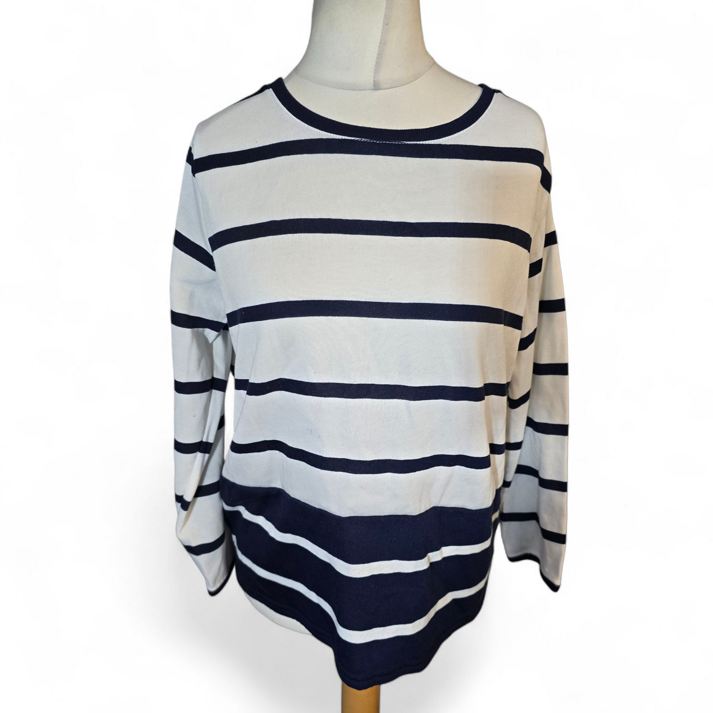 Bonmarché White & Navy Striped Lightweight Jumper – Size 14
