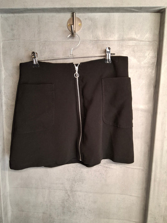 Miss Selfridge Black Mini Skirt – Size 10 – Zip Front & Pockets
