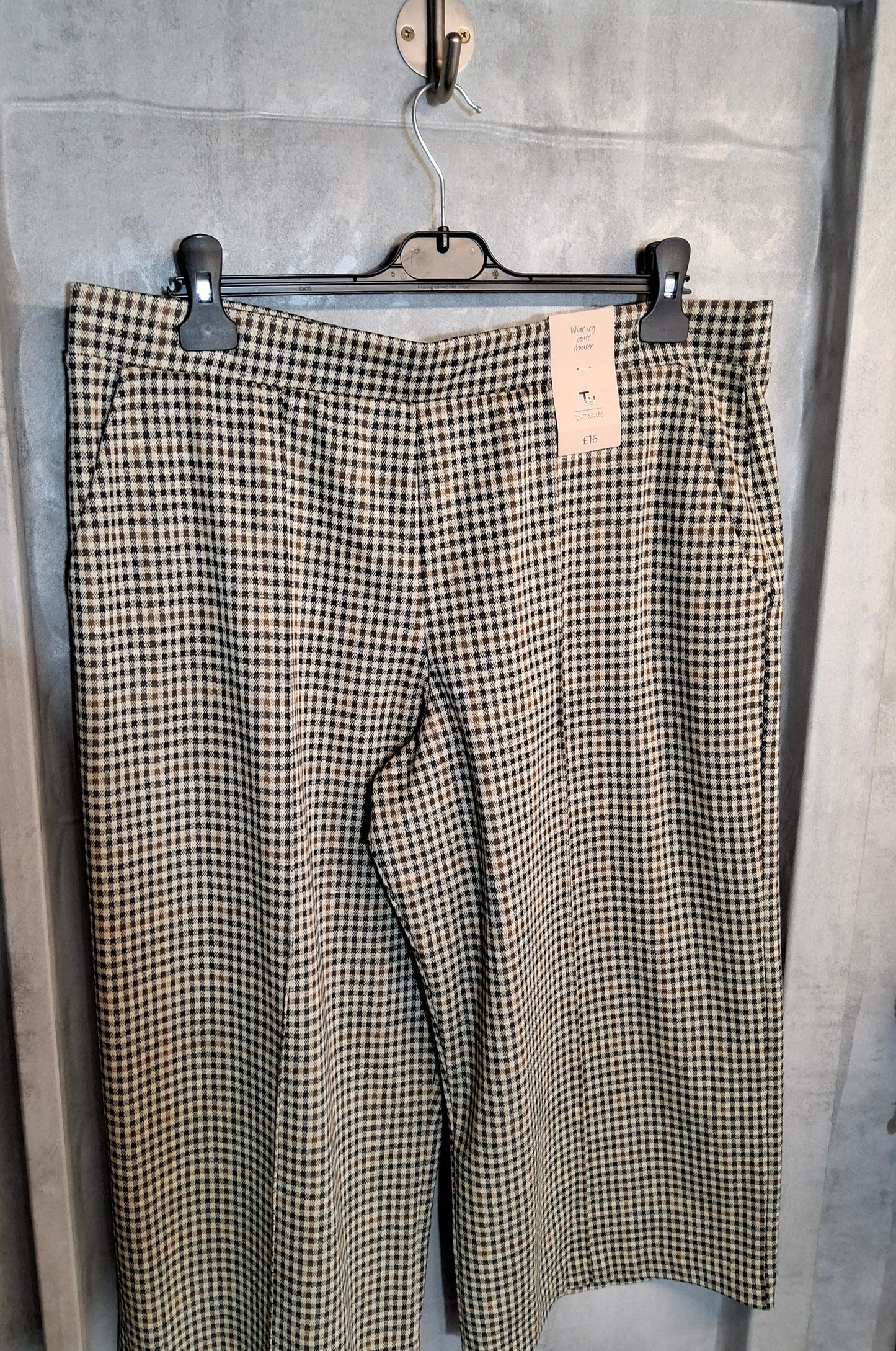 Tu Beige & Brown Checked Cropped Trousers – Size 18S – High Waist, Pockets, Elasticated Waist
