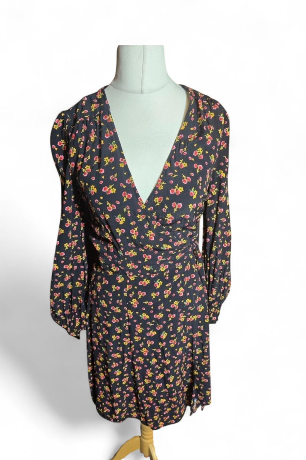 M&S Ghost Black Floral Wrap Midi Dress Size 8 – Long Sleeves, V-Neck, Elegant & Flattering