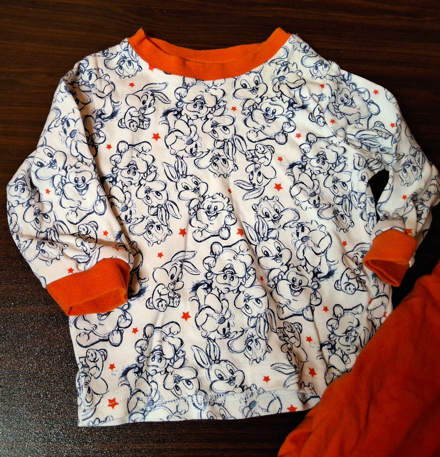 George Looney Tunes Baby Boys Pyjamas – White & Orange – Size 3–6 Months – 100% Cotton