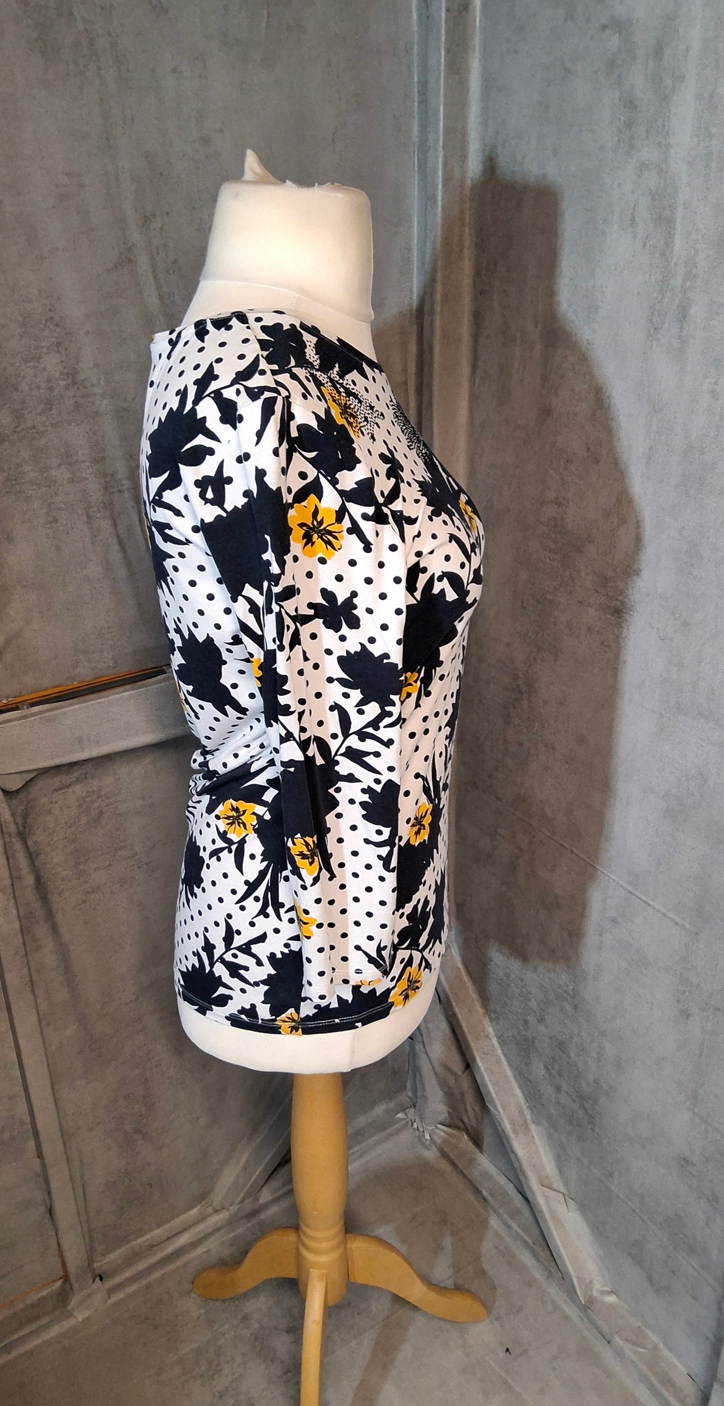 Betty Barclay Yellow, White & Navy 3/4 Sleeve T-Shirt – Size 12 – Viscose