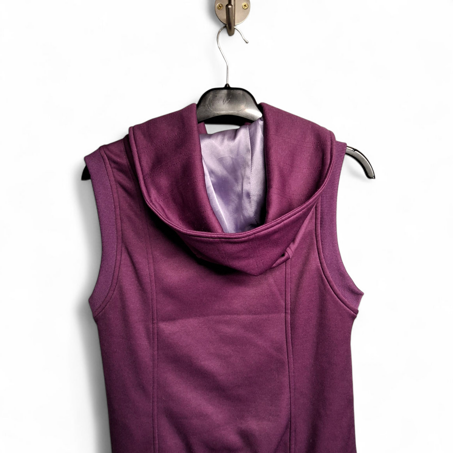 Burton Purple Hooded Sleeveless Gilet – Size Small (Fits size 8-10)