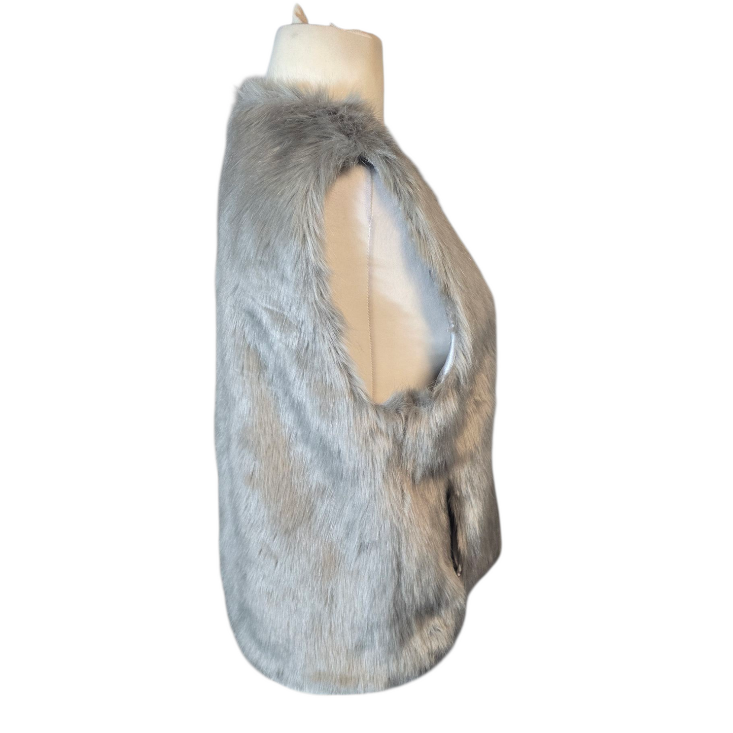 Oasis Grey Faux Fur Gilet – Size L (Size 12/14) – Soft Faux Fur Waistcoat with Pockets