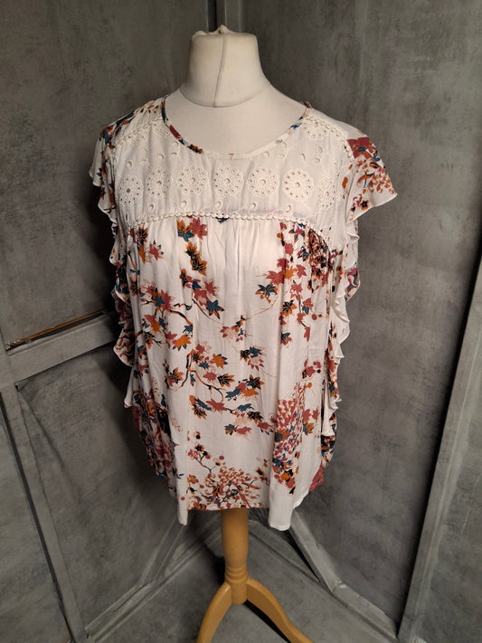 M&S Indigo Boho Floral Broderie Top – Size 18 – For Days When “Effortless” Is the Goal