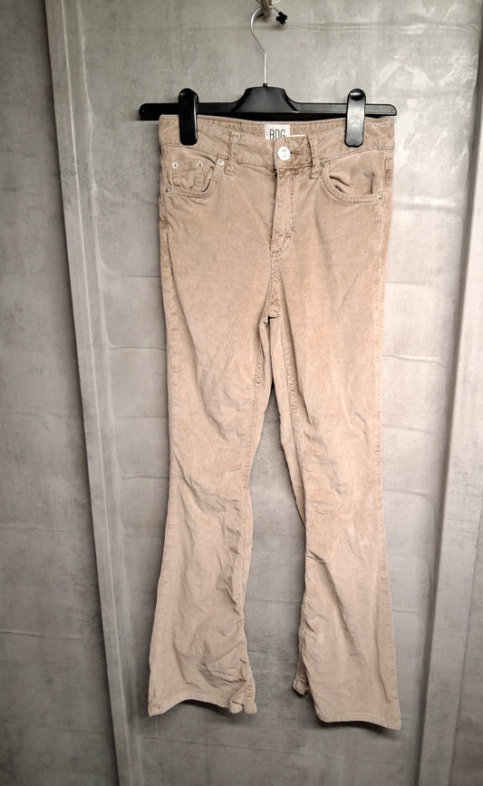 BDG Urban Outfitters Beige Corduroy Flares – High Waist W24 L32 – UK 4/6