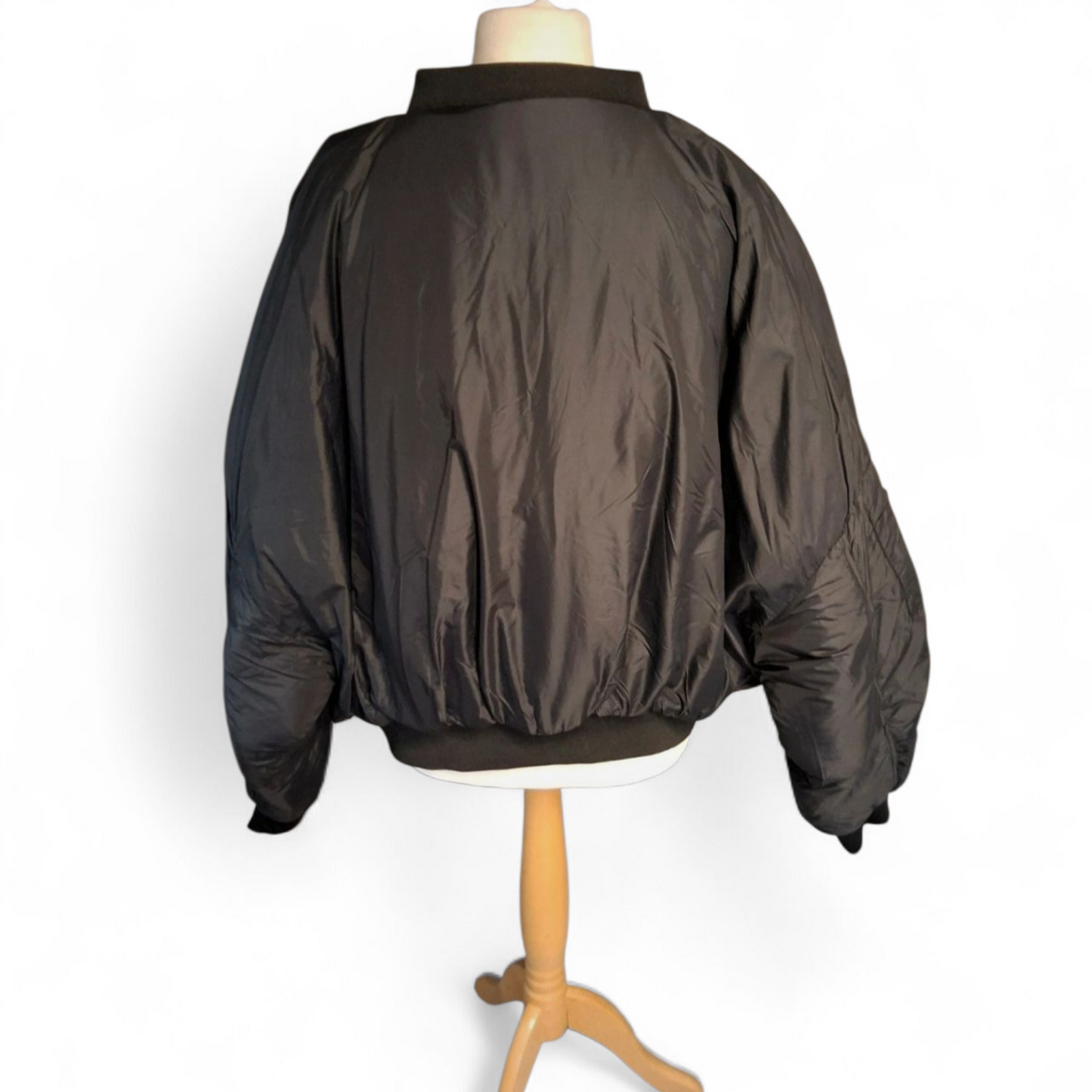 Boohoo Kourtney Kardashian Oversized Black Bomber Jacket – Size 22