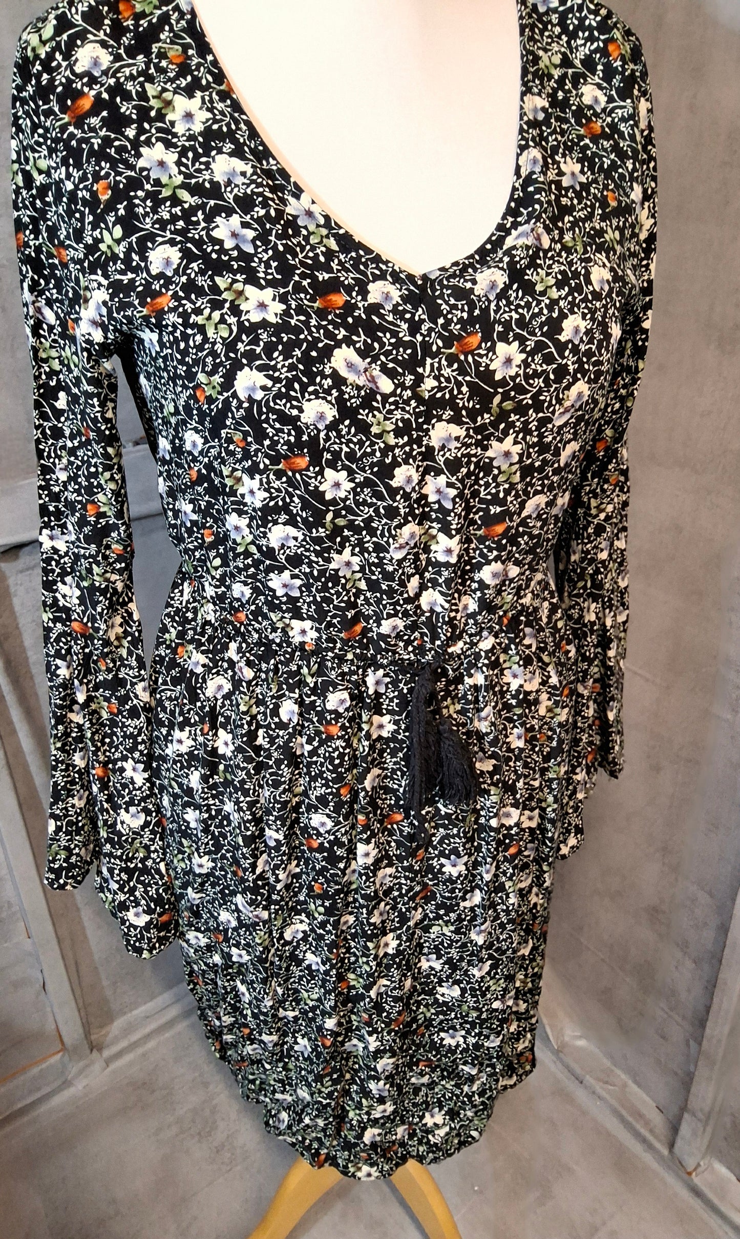 Brave Soul Black Floral Dress – Long Sleeve with Flared Cuffs – Size 10