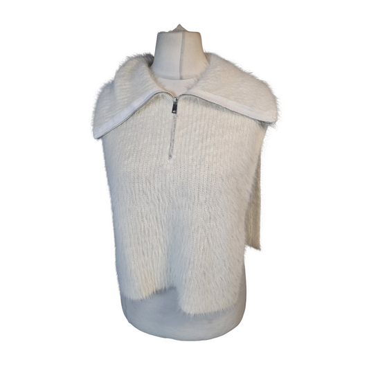 Primark White Fluffy Sleeveless Top – ¼ Zip Large Collar – One Size (Fits size 8–14)