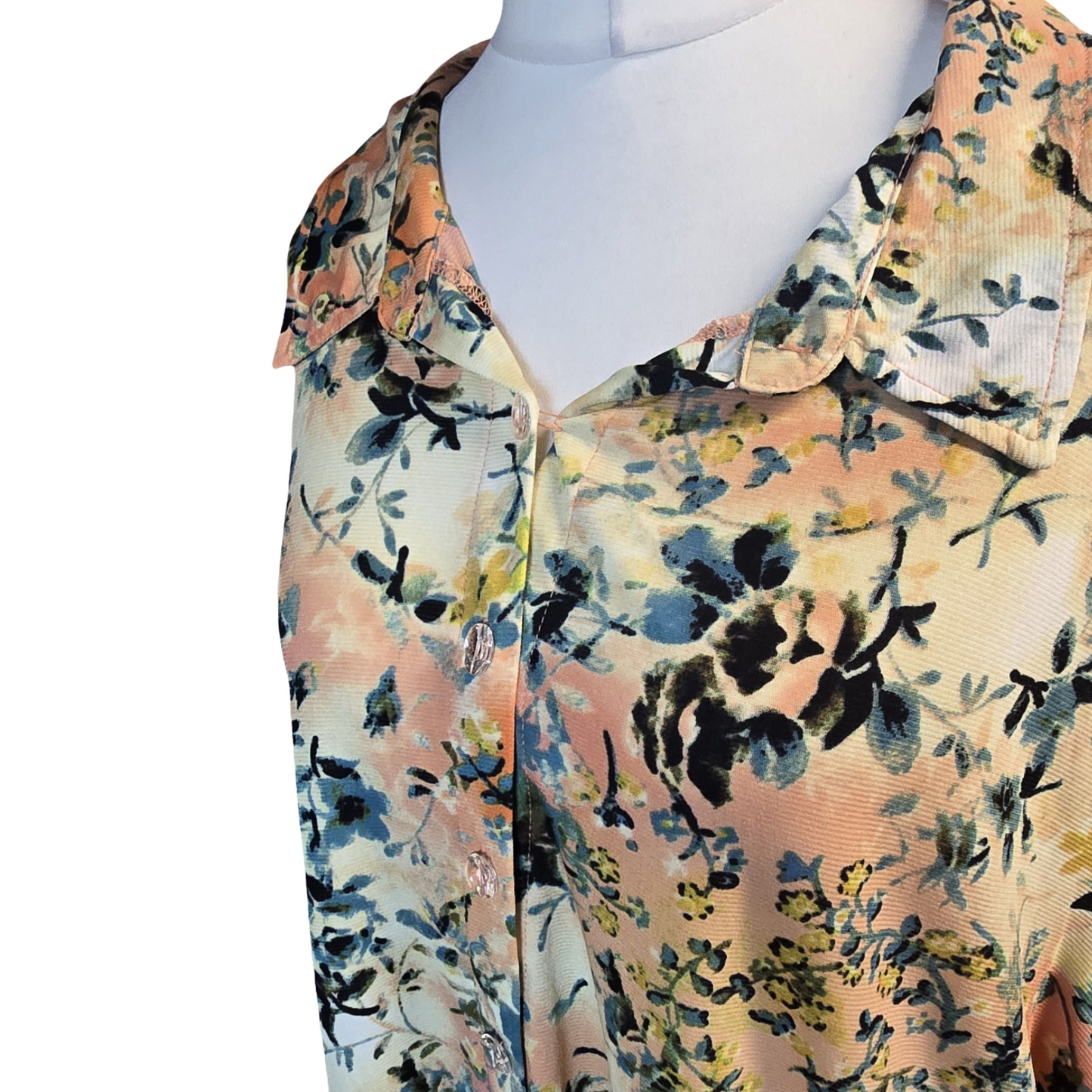 Michelle Hope Coral Orange Blouse Size 26/28 Stretchy Causal