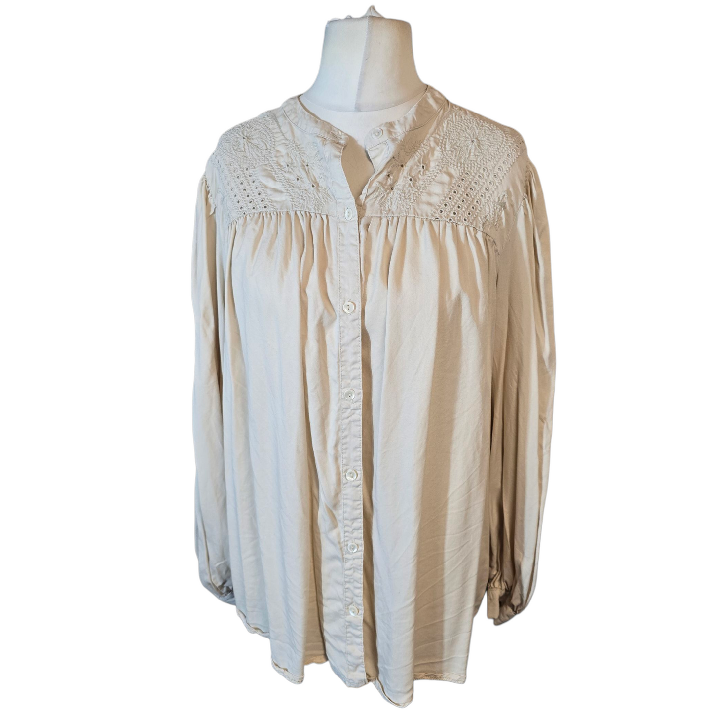 Tu Beige Oversized Lyocell Blouse – Size 18 – Long Sleeve