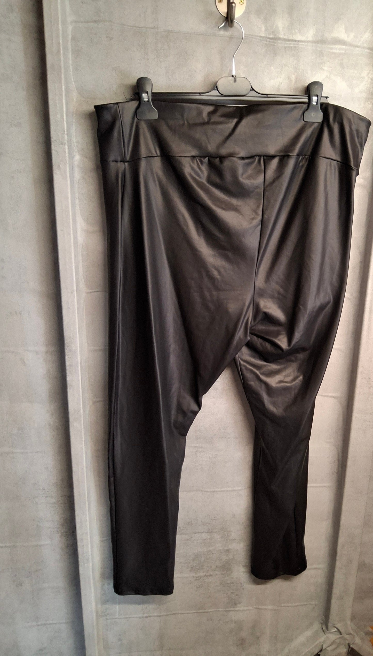 Live Unlimited Black Faux Leather Leggings – Size 28 – High Waist, Skinny Fit