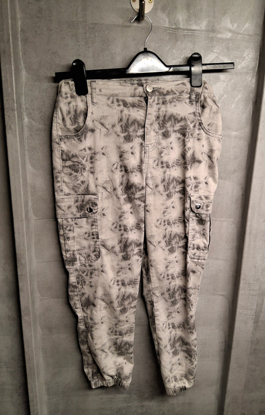 Select Grey & White Cargo Trousers – Girls 14 Years – Cotton/Polyester