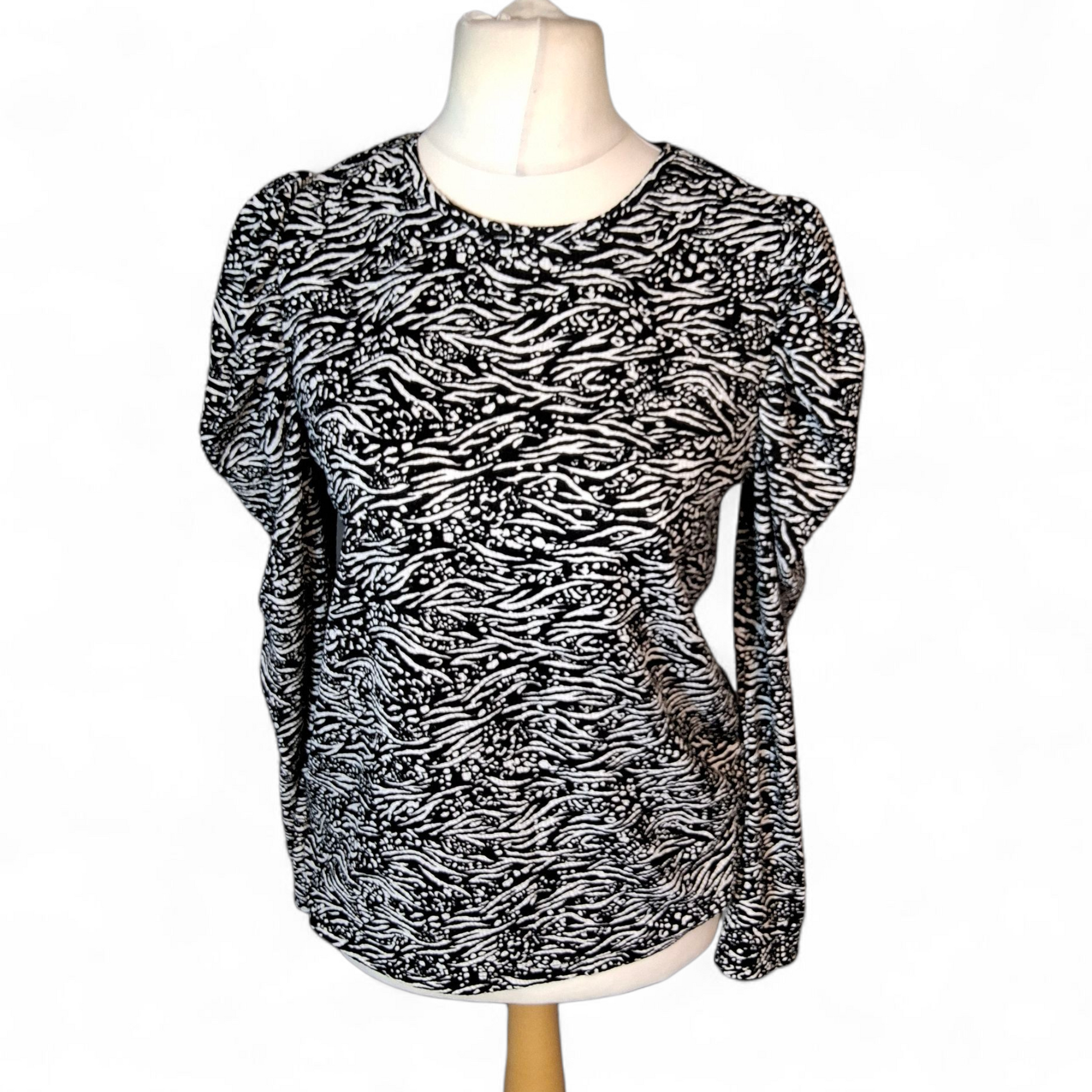 F&F Black & White Animal Print Top – Size 12 – Long Sleeve
