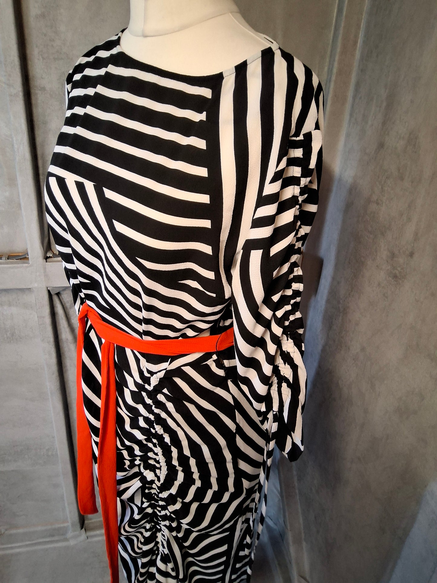 Studio by Preen Graphic Stripe Midi Dress – Size 12