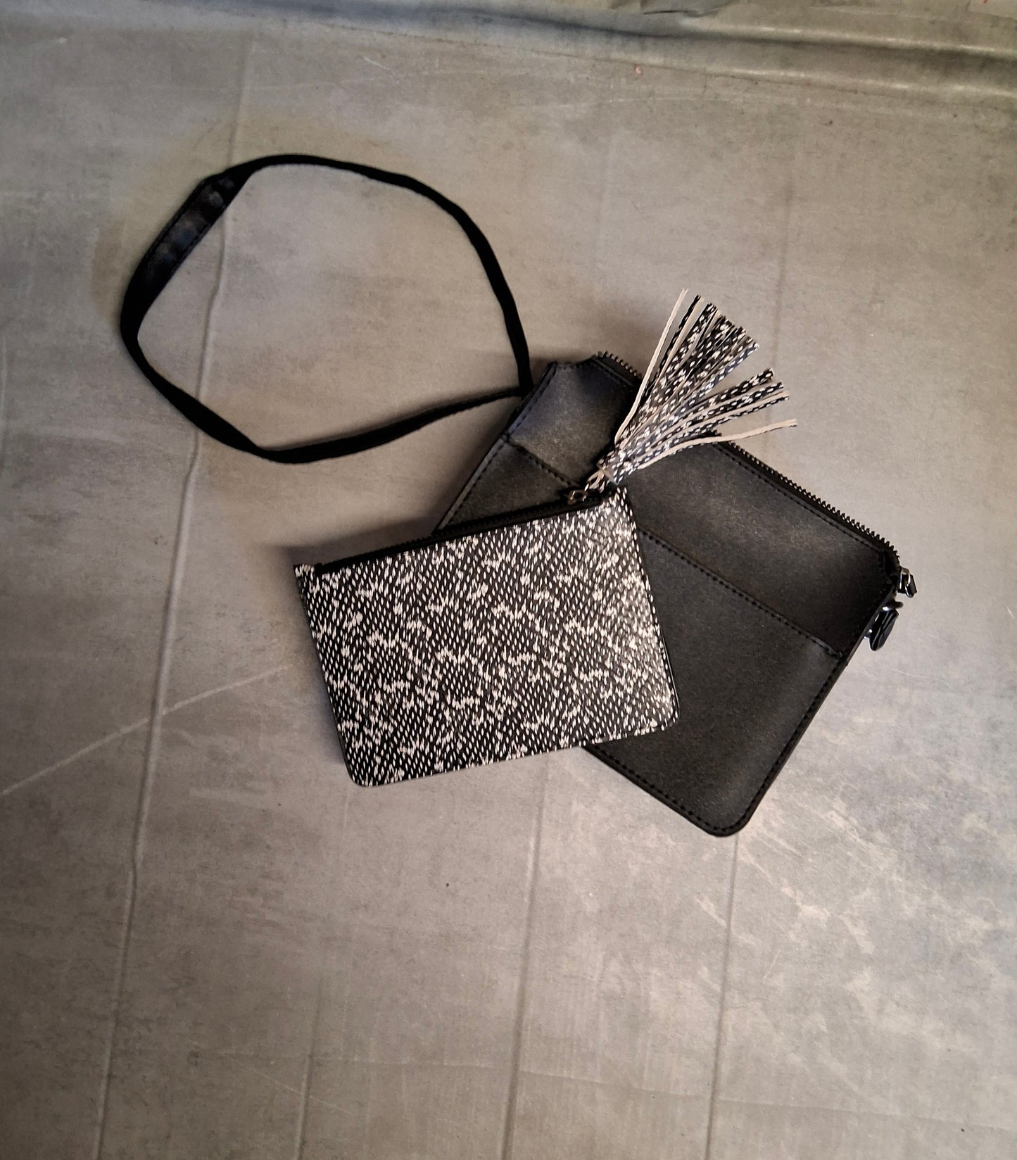 Primark Black Tassel Shoulder Bag – Adjustable Strap, Zip Close, Coin Purse, 22x18cm