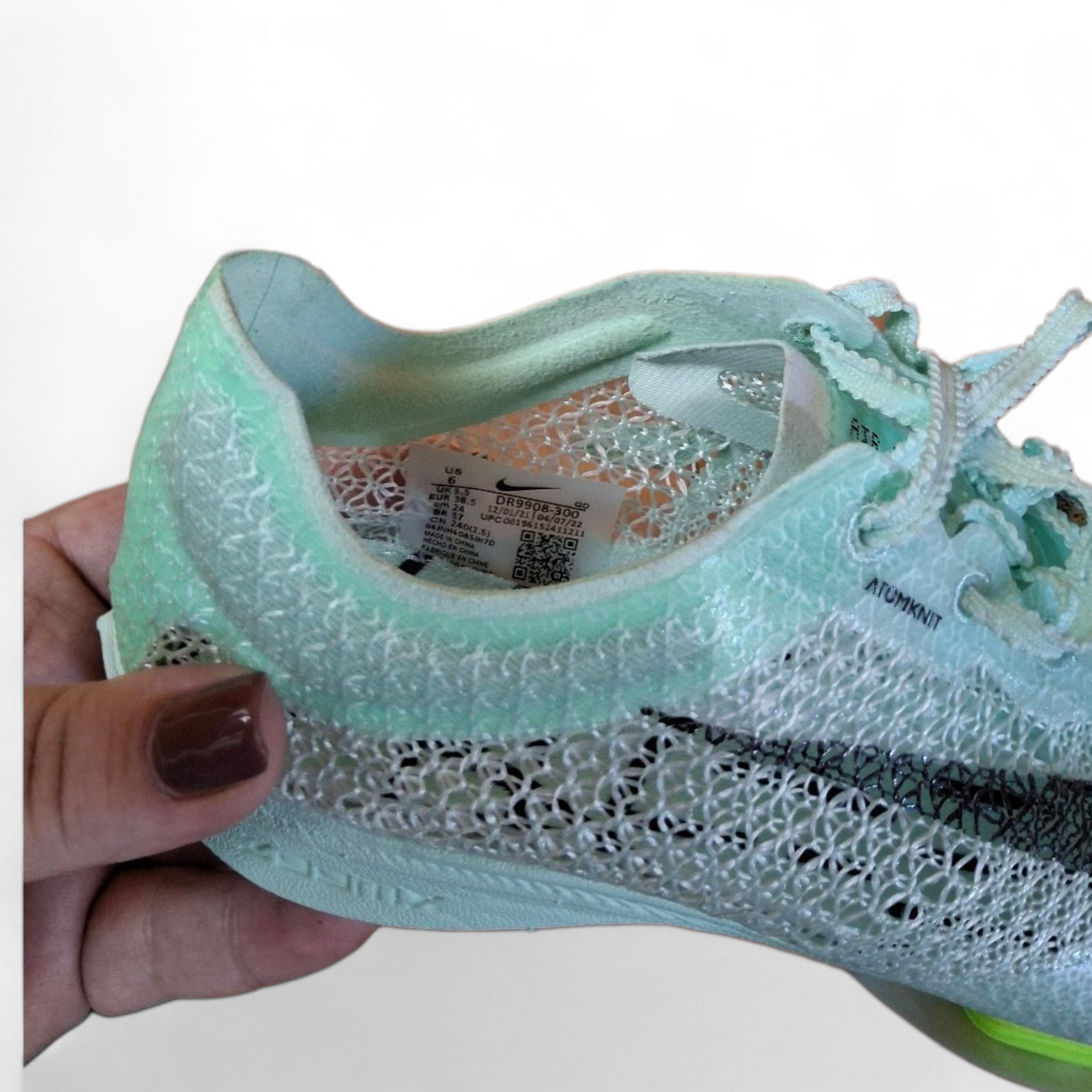 Nike Air Zoom VICTRY SN99 Running Shoes – Size 5.5 – New in Box