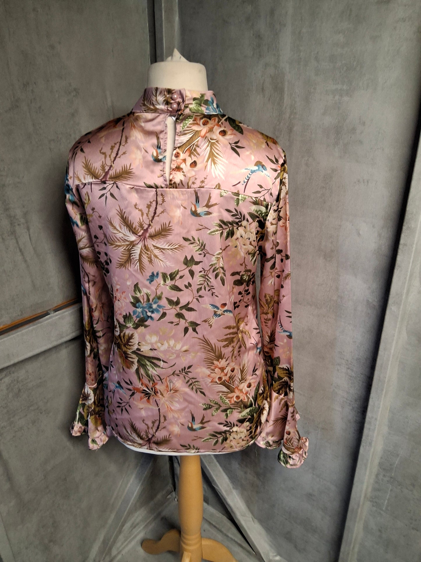 Never Fully Dressed Pink Floral High Neck Blouse – Size S/M (UK size 10/12)