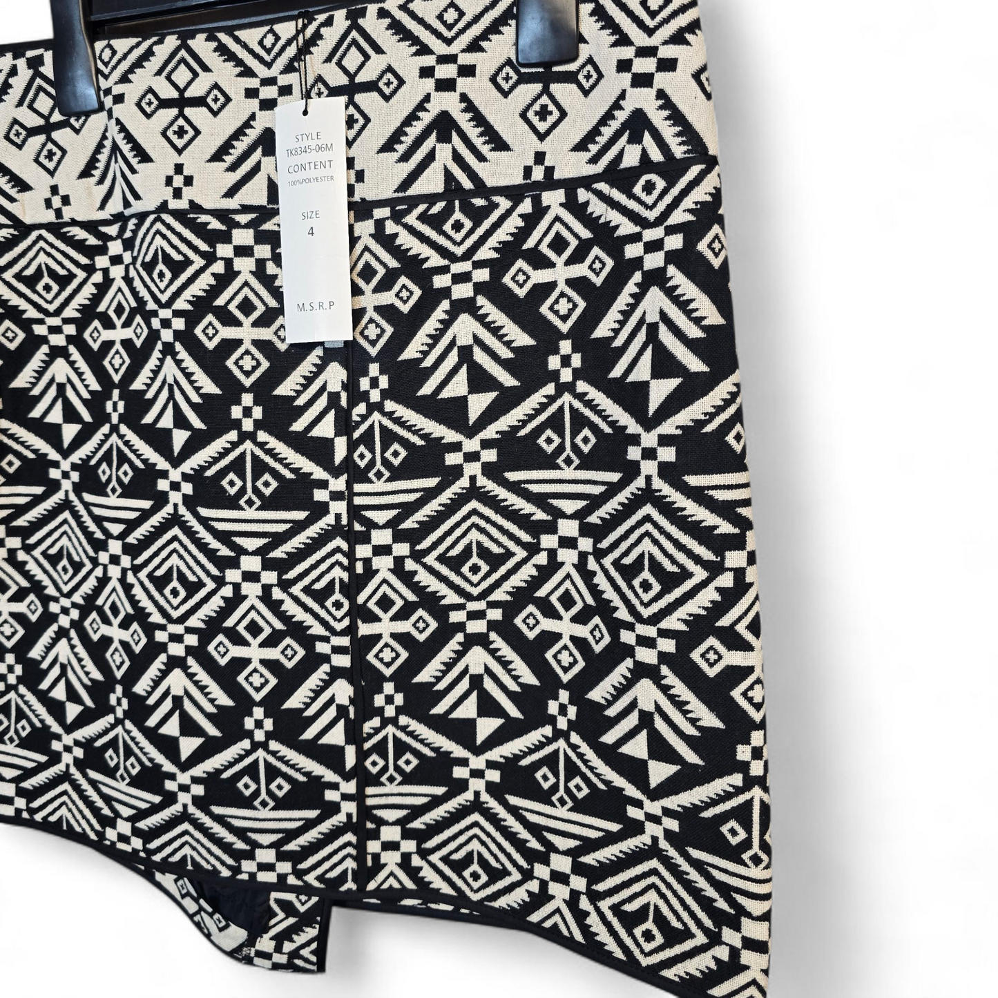 For Cynthia Cream & Black Wrap Mini Skirt – Aztec Print – Zip Front – NWT – Size 8 (Would Fit size 10/12)