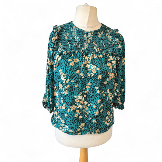 New Look Green Floral Blouse – Size 8 – ¾ Sleeve with Elasticated Chest