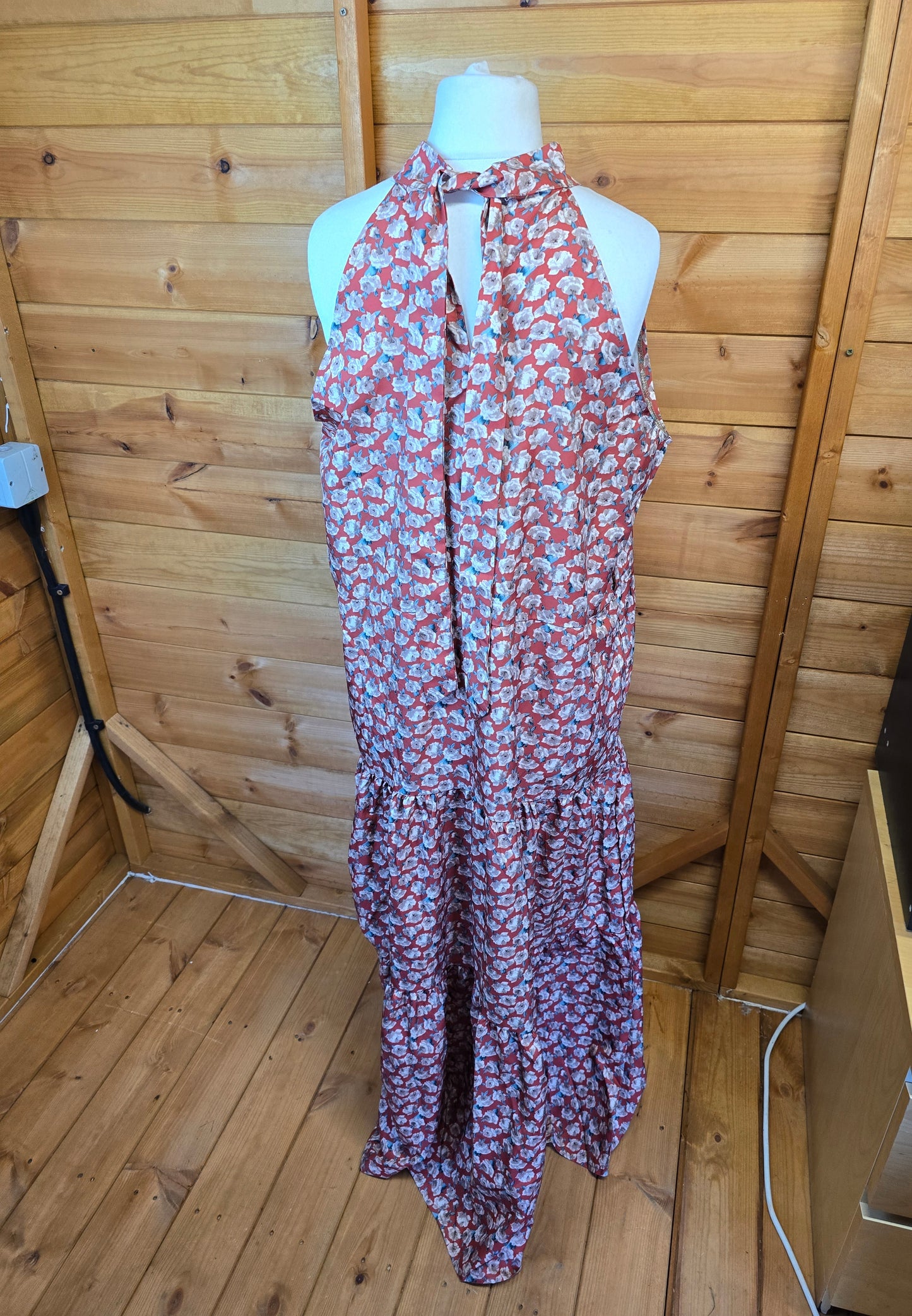 Red & Beige Floral Halterneck Maxi Dress – Size XL (14/16), Flared Fit