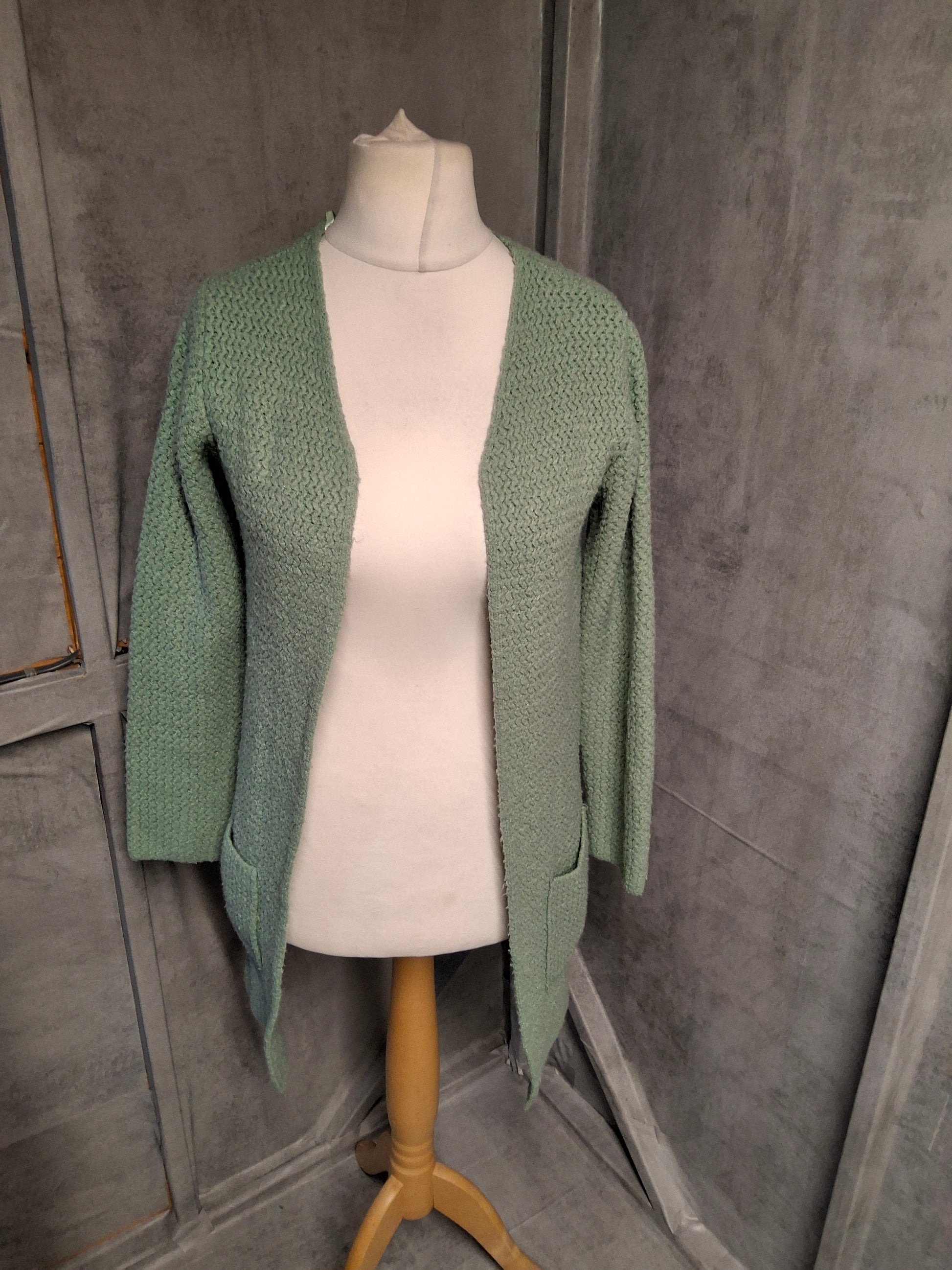 Primark Green Knit Open Midi Cardigan – Size 6/8 – Oversized with Pockets