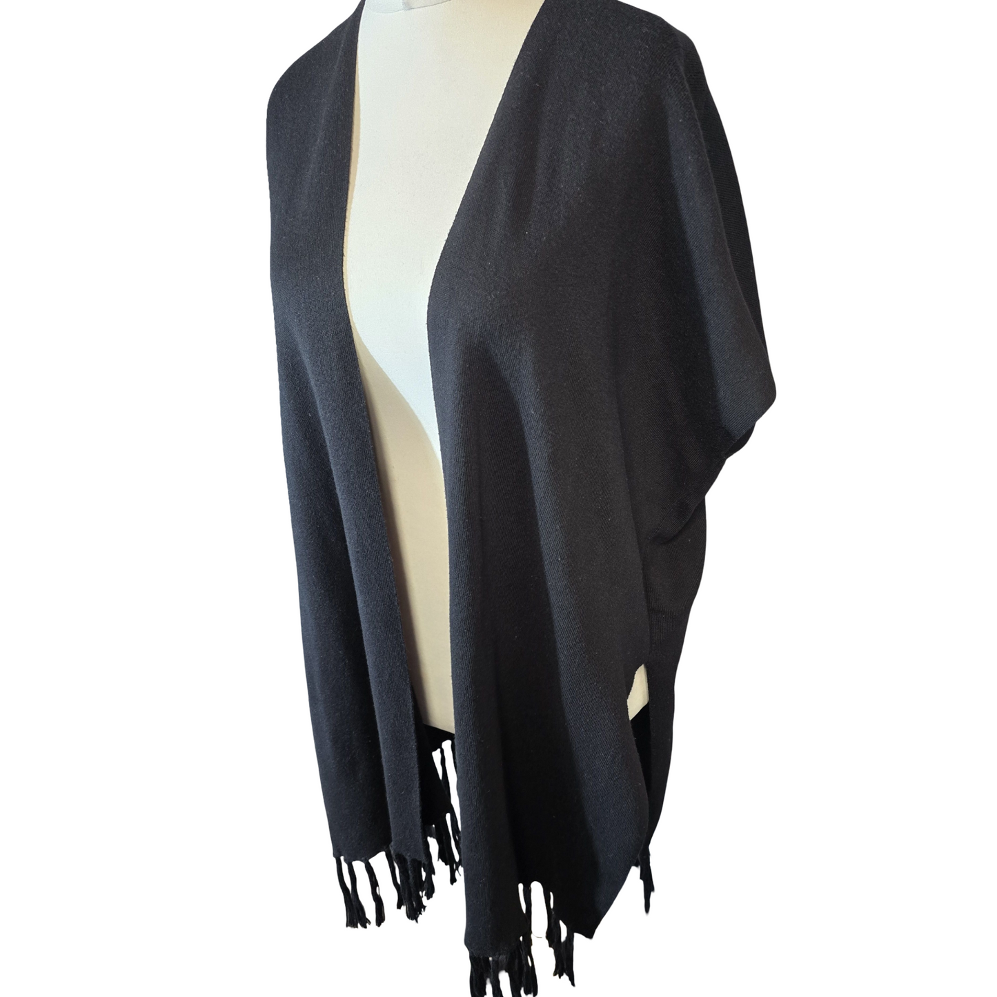 Primark Black Tasselled Short-Sleeve Cardigan – Size L/XL (size 16/18)