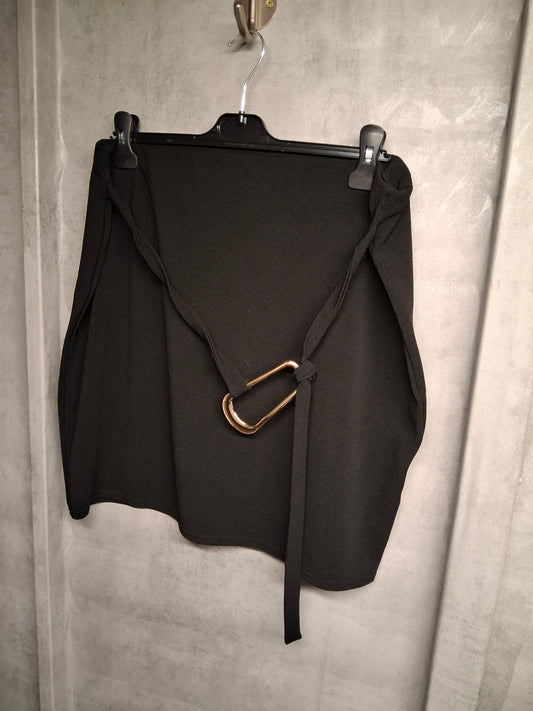 Boohoo Black Bodycon Wrap Skirt | Gold Buckle | Size 18 Curve Style
