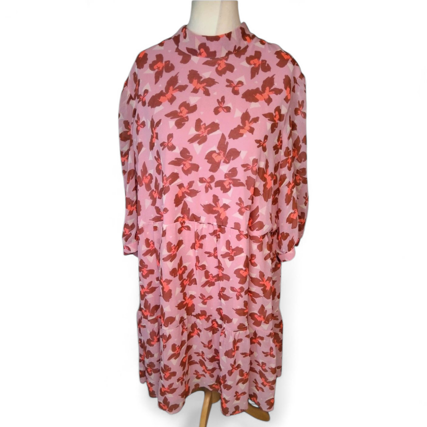Vero Moda Pink Floral Floaty Dress – Size 20/22 | Swishy, Sheer & Chic 