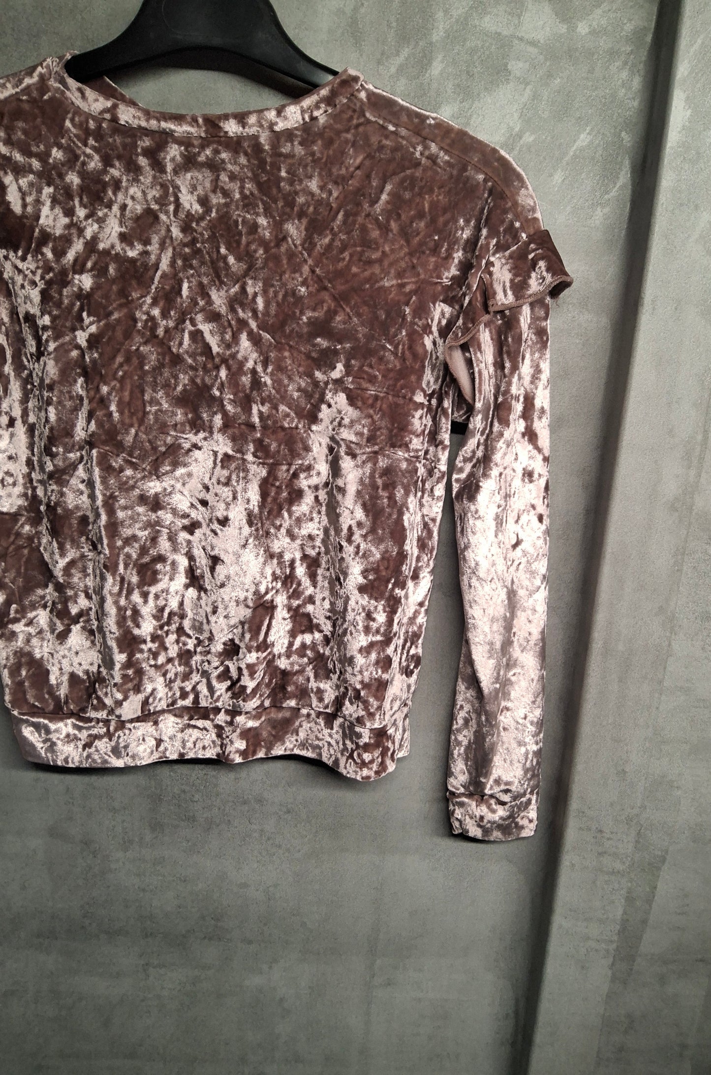 Matalan Girls Pink Velvet Long Sleeve T-Shirt – Age 10 Years