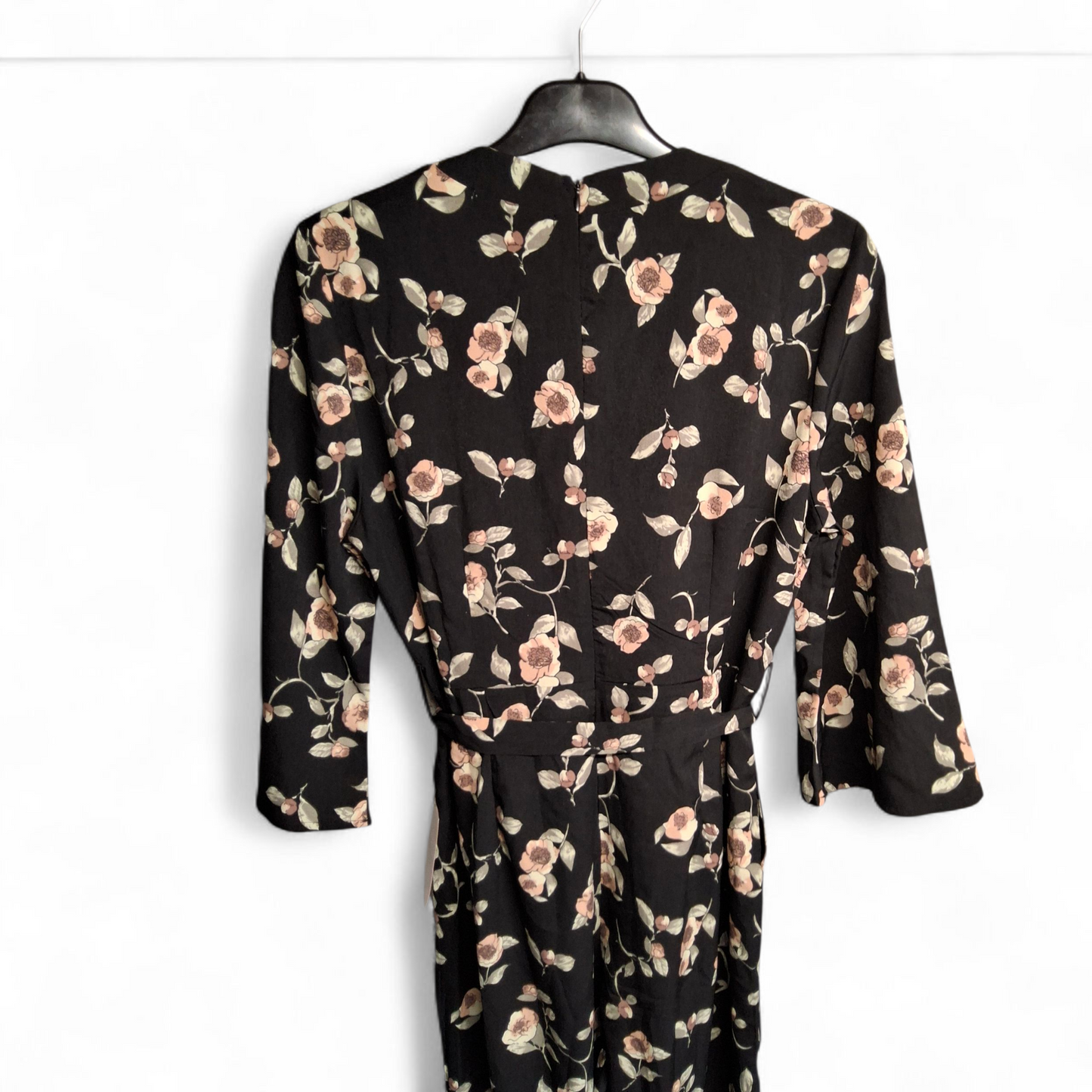 Glamorous Petite Black Floral Jumpsuit – Size 12 – NWT