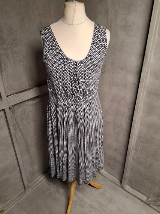 First Avenue Navy & White Viscose Midi Dress – Size 12 – Easy Breezy Style