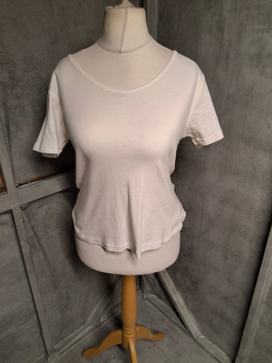 Cerulean White V-Neck Cotton T-Shirt – Size 10 | Short Sleeves, Breathable, Everyday Wardrobe Essential