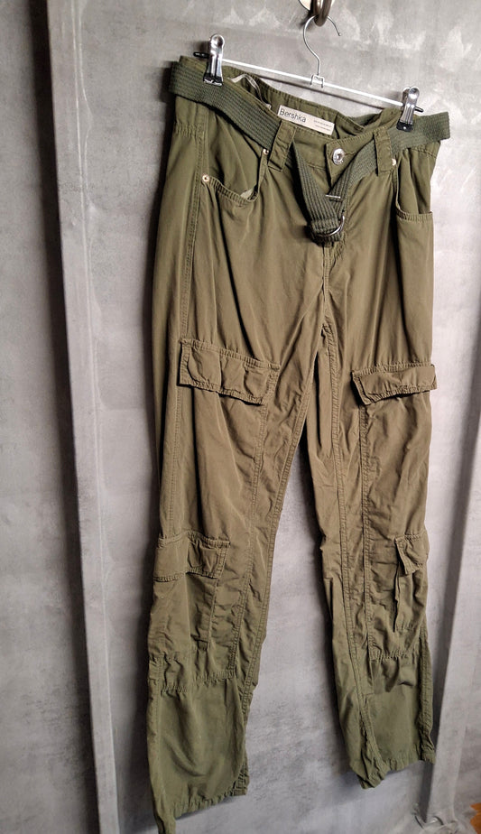 Bershka Khaki Cargo Trousers with Belt | Size 6 | 100% Cotton
