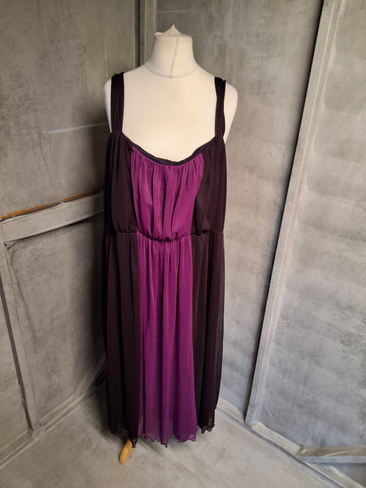 Lilly & Rose Two-Tone Purple Pleated Formal Dress – Size 28 – Evening Elegance 💜✨
