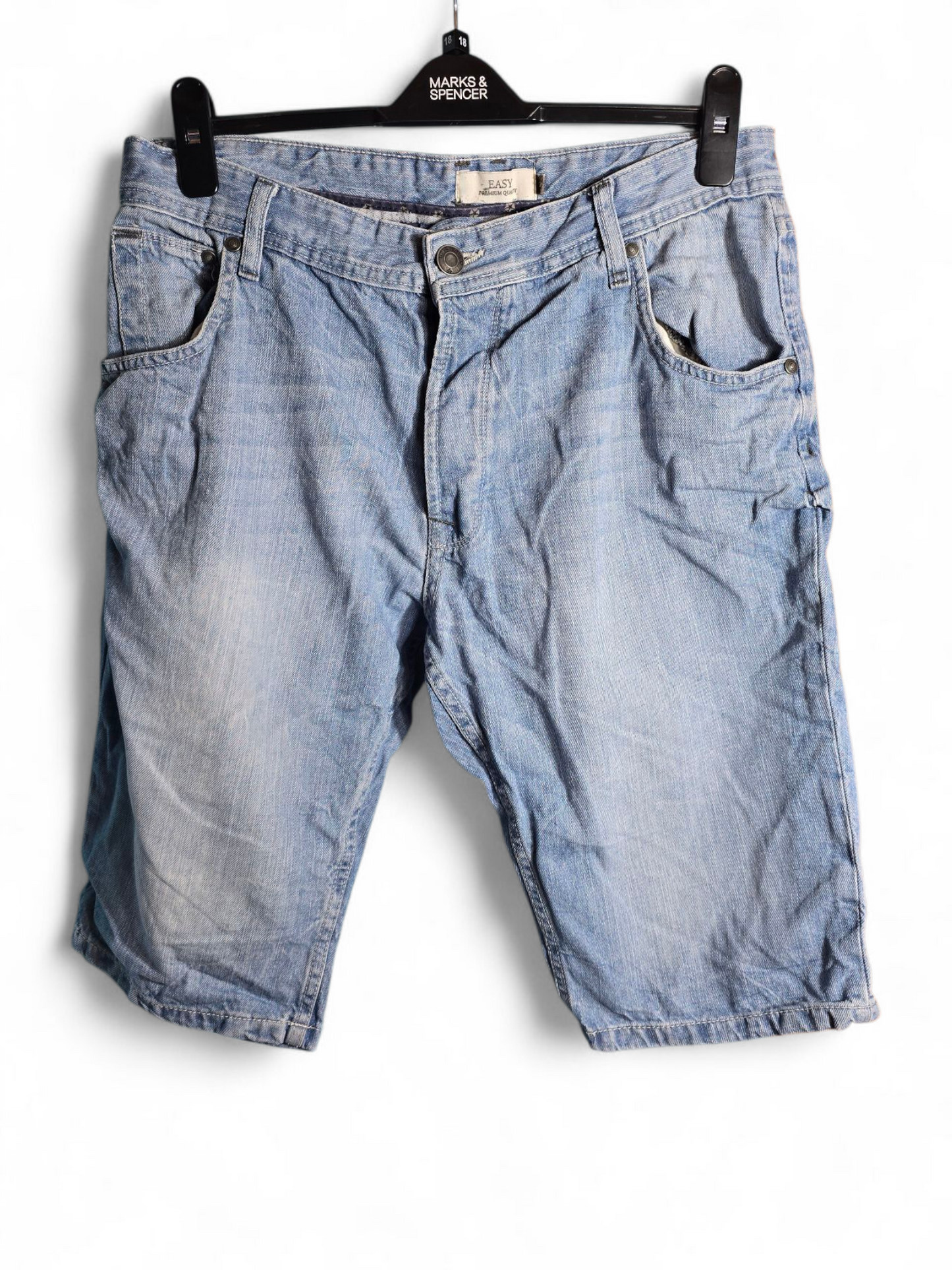 Men’s Easy Light Denim Blue Shorts 34” Waist – Knee Length, Front & Back Pockets, Casual Style