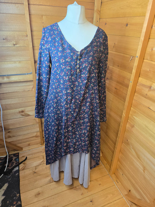 Gracila Navy Floral Maxi Dress – Size M (Pit to Pit 18.5") | Rayon & Cotton | Oversized Fit