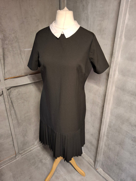 Matalan Black Midi Dress with White Collar – Size 12 – Classic Chic