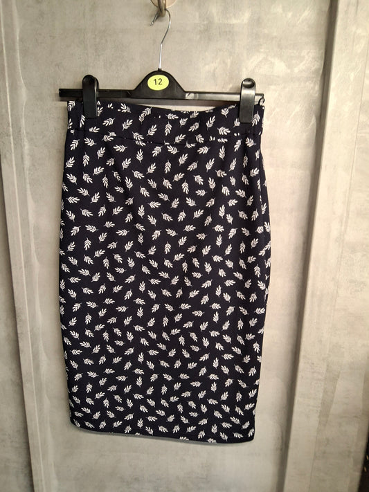 Bonmarché Navy & White Leaf Print Bodycon Skirt Size 10 – Knee Length